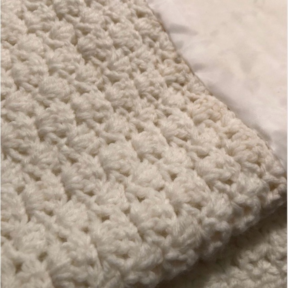 Chunky Crochet baby Blanket in white